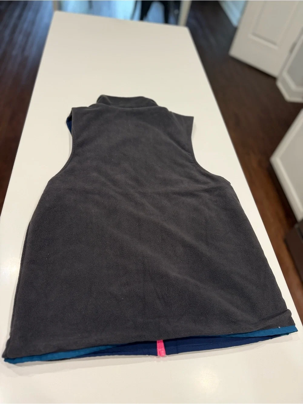 Men’s Adidas Originals Adiplore Reversible Vest in navy teal pink Size Small